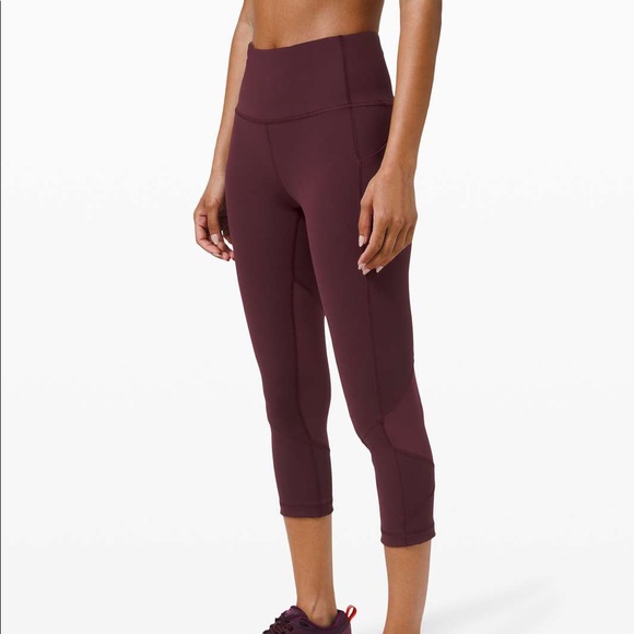 lululemon athletica Pants - Lululemon Crop Leggings